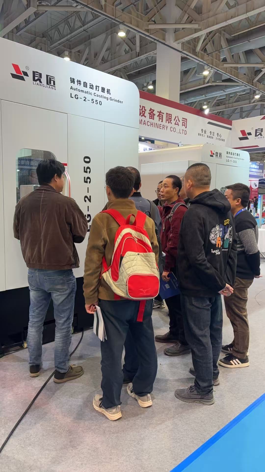 12f404f8f7d9c04ff5096ff9bf4815da